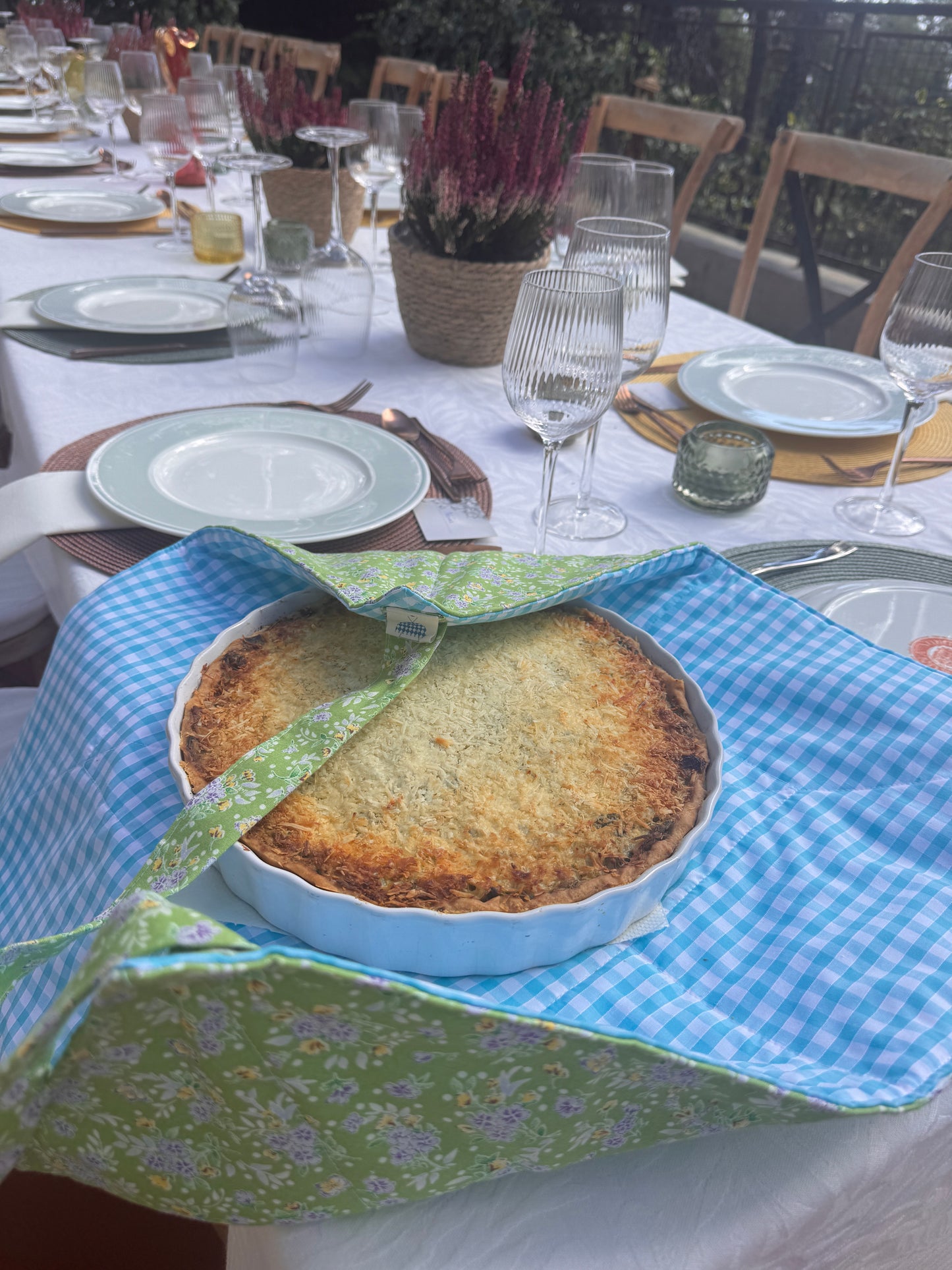 TART CARRIER